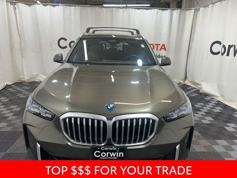 Used 2024 BMW X5 xDrive50e w/ Premium Package image 2