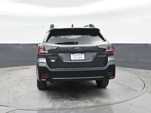Used 2020 Subaru Outback Premium AWD/4WD image 11