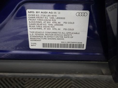 Used 2024 Audi Q4 e-tron Premium Plus AWD/4WD image 59