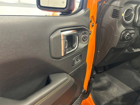 New 2025 Jeep Wrangler Sahara image 15