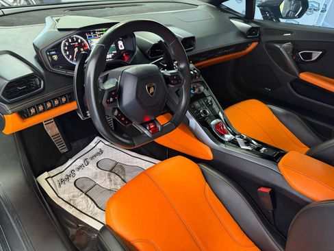Used 2017 Lamborghini Huracan LP 580-2 RWD image 15