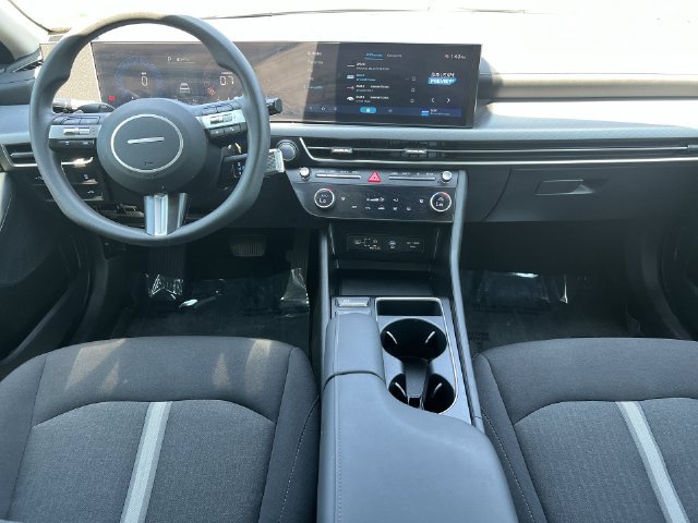 Used 2025 Hyundai Sonata SEL AWD/4WD image 17