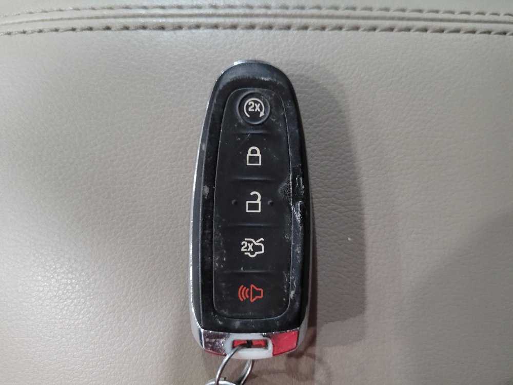 Used 2014 Ford Escape Titanium w/ Equipment Group 401A FWD image 32
