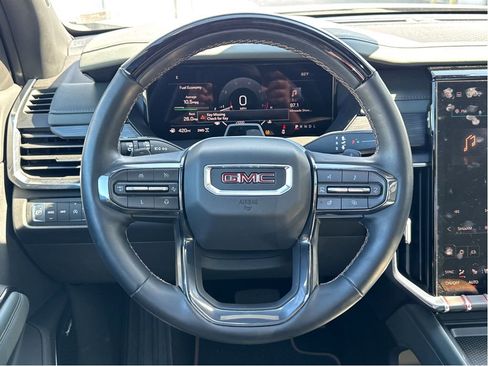 Used 2024 GMC Acadia AT4 w/ Super Cruise Package image 15