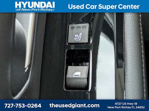 Used 2026 Hyundai Tucson Limited FWD image 16