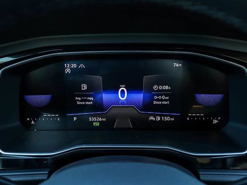 Used 2024 Volkswagen Jetta SE image 25