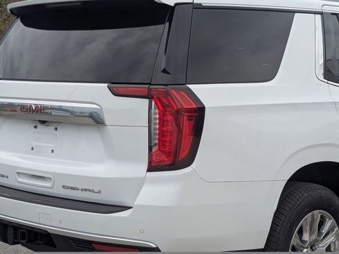 Certified 2023 GMC Yukon Denali image 7
