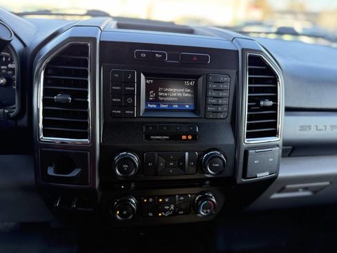 Used 2017 Ford F250 XLT image 29