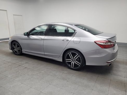 Used 2017 Honda Accord Sport image 3