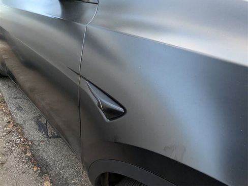 Used 2022 Tesla Model Y Long Range image 20