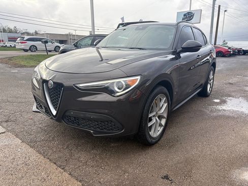 Used 2018 Alfa Romeo Stelvio Ti Sport image 1