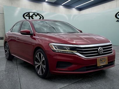 Used 2021 Volkswagen Passat 2.0T SE