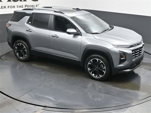 New 2026 Chevrolet Equinox LT image 16