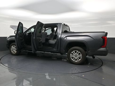 Used 2024 Toyota Tundra SR5 w/ SR5 Convenience Package AWD/4WD image 31