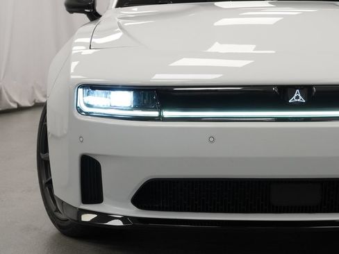 Used 2024 Dodge Charger Daytona Scat Pack w/ Plus Group AWD/4WD image 6