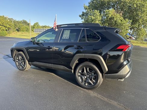 Used 2024 Toyota RAV4 Adventure AWD/4WD image 6