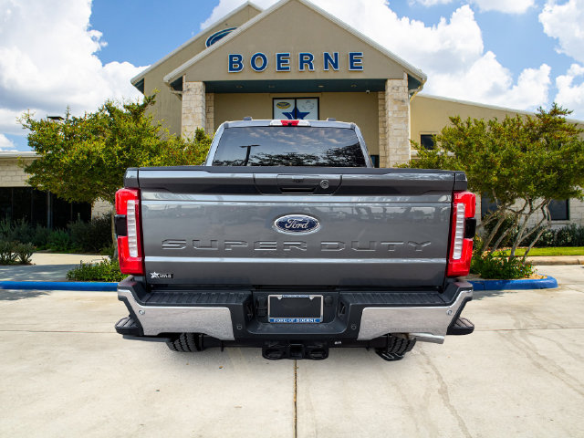 Used 2026 Ford F250 Lariat w/ FX4 Off-Road Package AWD/4WD image 4