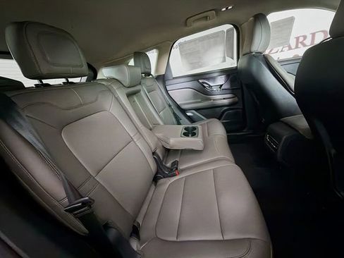 New 2026 Lincoln Corsair Premiere image 27