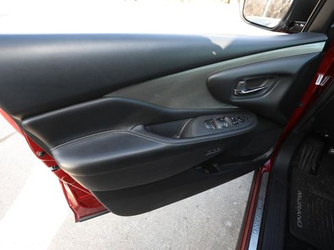 Used 2017 Nissan Murano Platinum w/ Platinum Technology Package image 17