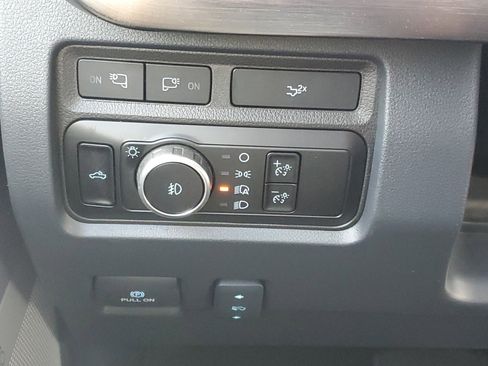 Used 2024 Ford F350 Lariat w/ Lariat Ultimate Package AWD/4WD image 24