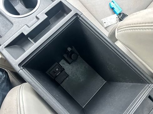 Used 2011 Nissan Rogue SV w/ SL Pkg image 38