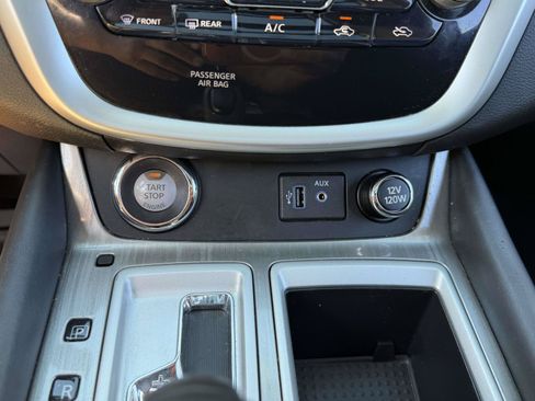 Used 2018 Nissan Murano SV w/ Premium Package AWD/4WD image 23