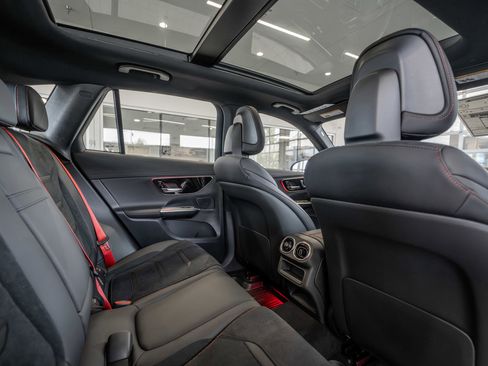 New 2026 Mercedes-Benz GLC 43 AMG 4MATIC image 28