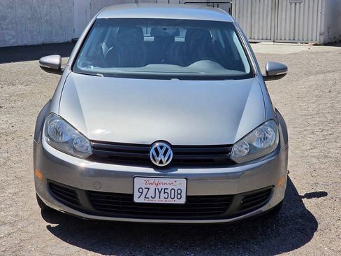 Used 2012 Volkswagen Golf 4-Door FWD image 7