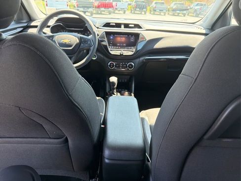 Used 2023 Chevrolet TrailBlazer LT w/ Convenience Package FWD image 18