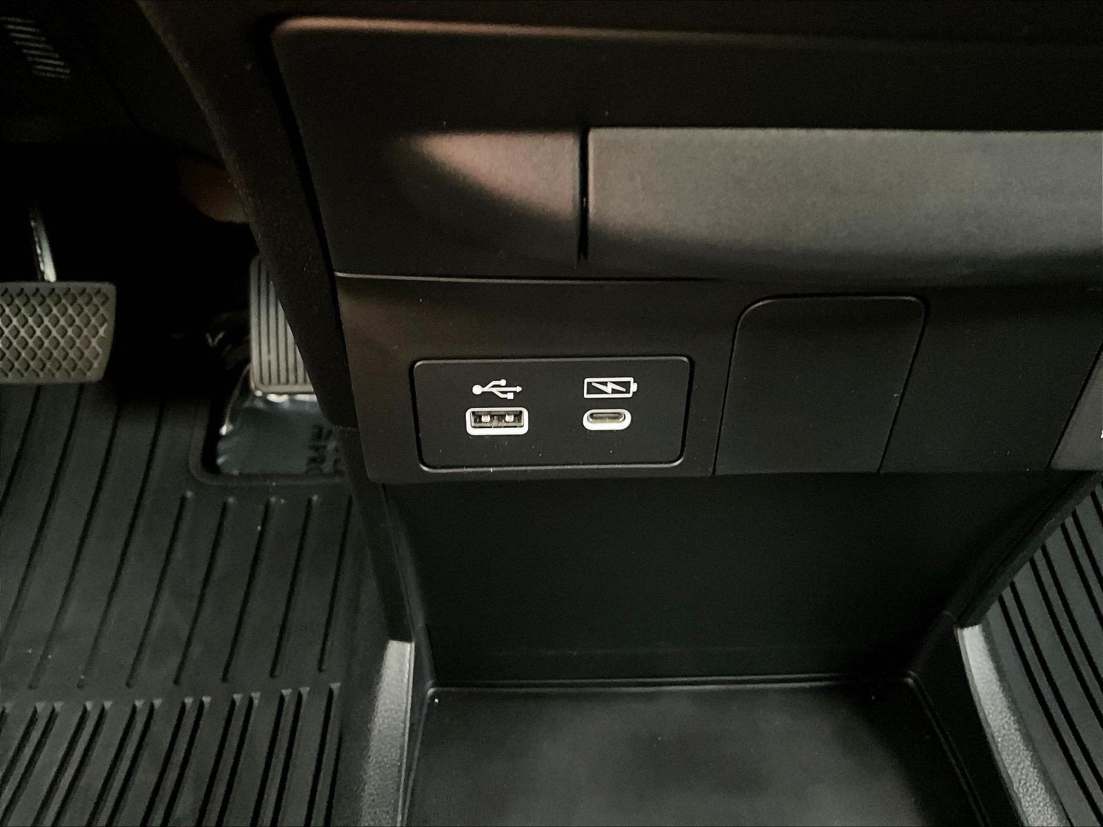 Used 2025 Honda Odyssey Sport-L image 16