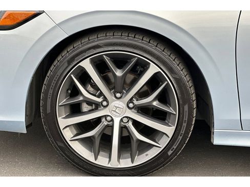 Used 2023 Honda Civic Touring image 33