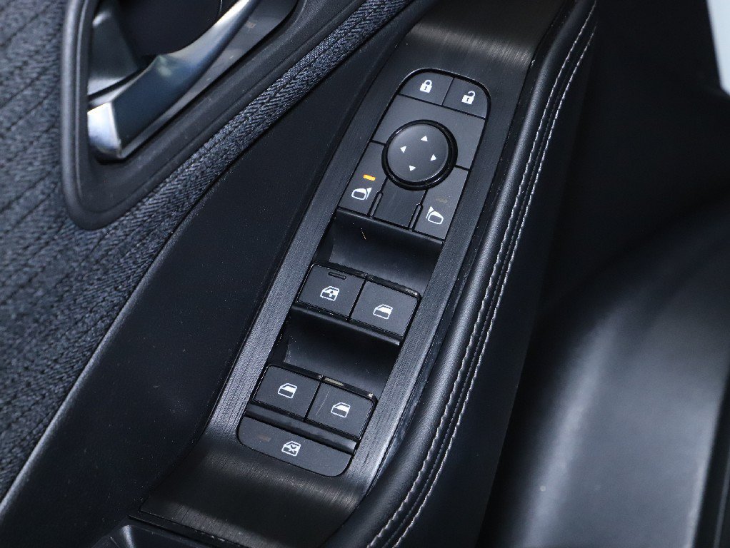 Certified 2023 Nissan Rogue SV AWD/4WD image 17