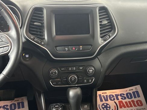 Used 2021 Jeep Cherokee Latitude Lux image 27