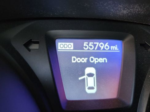 Used 2014 Hyundai Elantra GT w/ Option Group 03 image 32