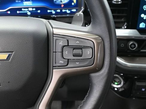 Used 2022 Chevrolet Silverado 1500 High Country image 36