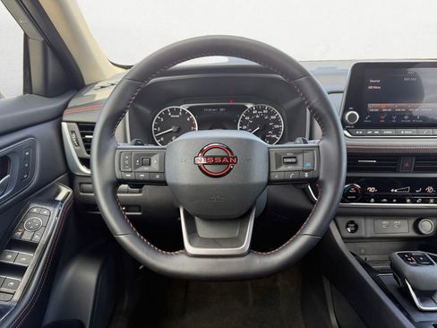 Used 2025 Nissan Rogue SV w/ Rock Creek Premium Package AWD/4WD image 7