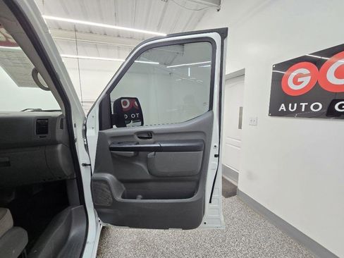 Used 2019 Nissan NV 2500 S image 20