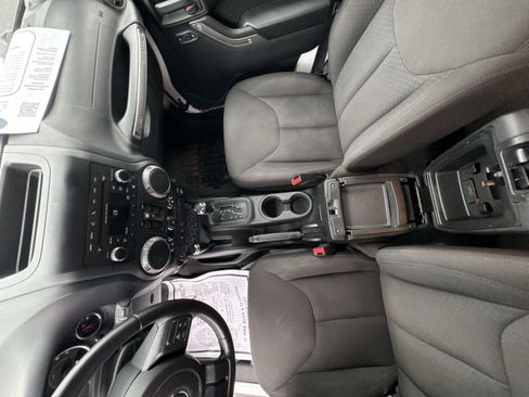 Used 2017 Jeep Wrangler Unlimited Sport w/ Quick Order Package 24S image 32