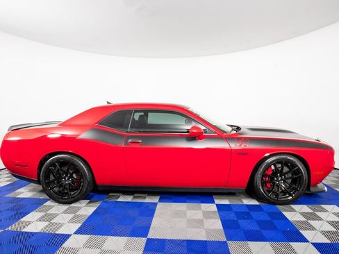 Used 2022 Dodge Challenger R/T Scat Pack w/ T/A Package RWD image 5