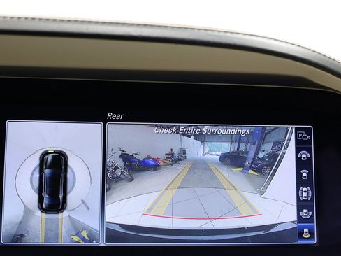 Used 2018 Mercedes-Benz Maybach S 560 4MATIC image 24