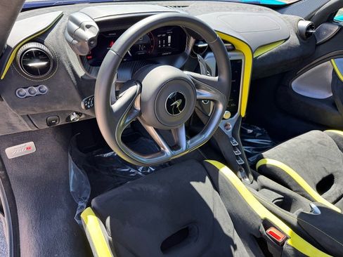 Used 2024 McLaren 750S image 15