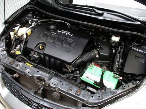 Used 2010 Toyota Matrix FWD image 18
