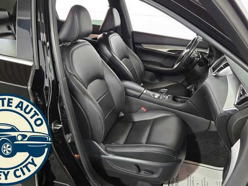 Used 2020 INFINITI QX50 Luxe w/ Navigation Package image 36