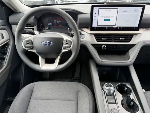 New 2026 Ford Explorer Active image 12