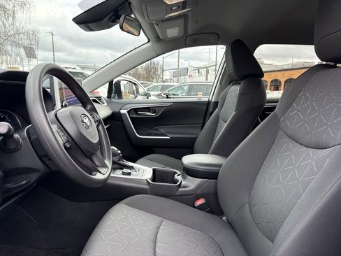 Used 2024 Toyota RAV4 XLE image 14