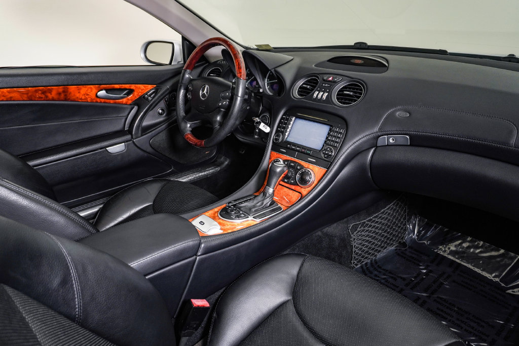 Used 2007 Mercedes-Benz SL 550 image 17