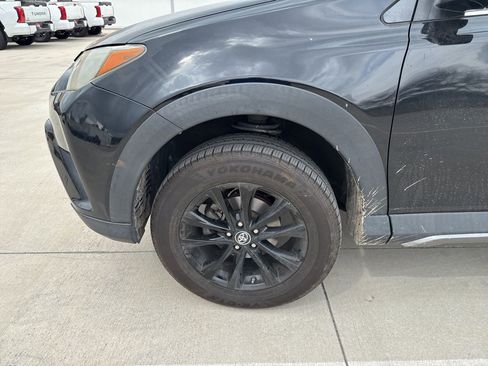 Used 2018 Toyota RAV4 Adventure image 2