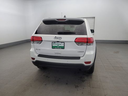 Used 2019 Jeep Grand Cherokee Laredo image 7