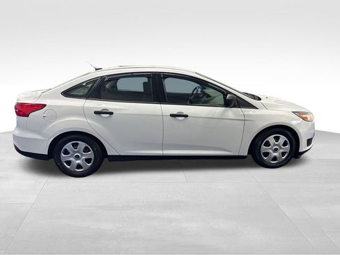 Used 2016 Ford Focus S FWD image 7