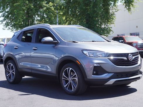 Certified 2022 Buick Encore GX Select FWD image 4